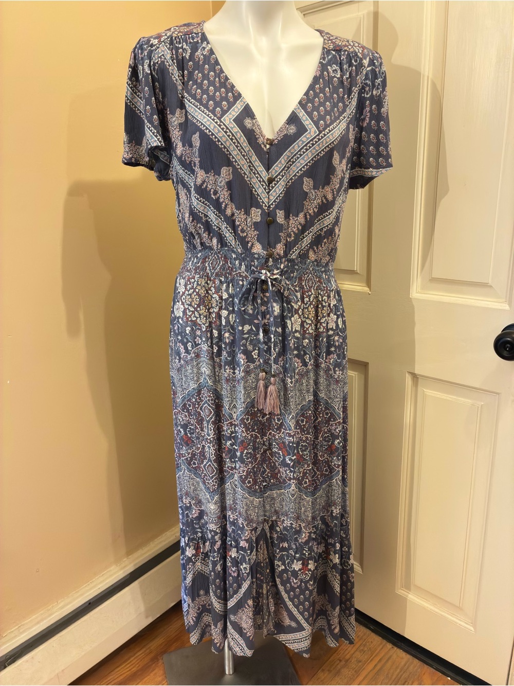 Knox Rose Flutter Sleeve Drawstring Waist Midi Dress Gray Size L New With Tag